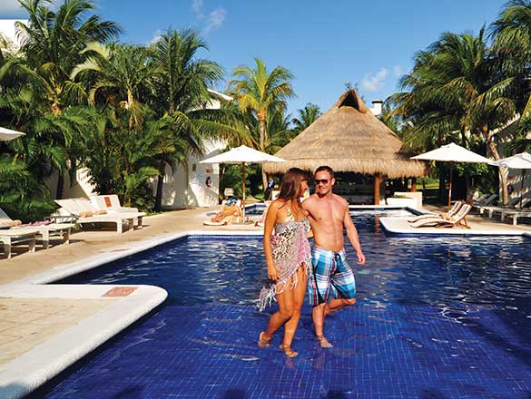 Destination-Cancun-Laguna-Suites-Golf-Spa-1