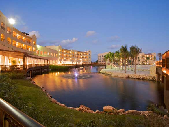 RivieraMaya_resort1_1